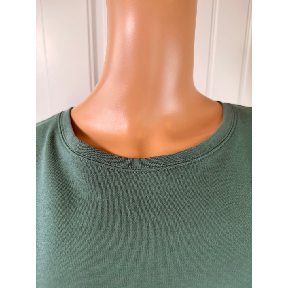 Women's J.CREW Essential Tee XL Sage Green Short Sleeve Minimalist Neutral Comfy - Picture 3 of 12